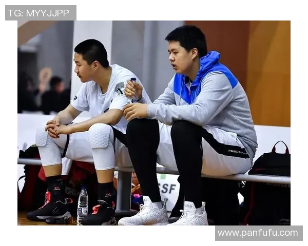 德雷克莱夫利二世的篮球之路与未来发展展望